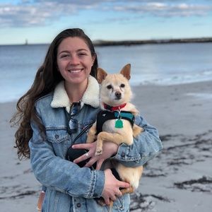 Meet your Posher, Deedee